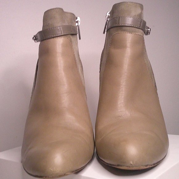 Coach - Shoes- URSA boots  - Beige stiletto ankle booties - Women 10 - Picture 9 of 9